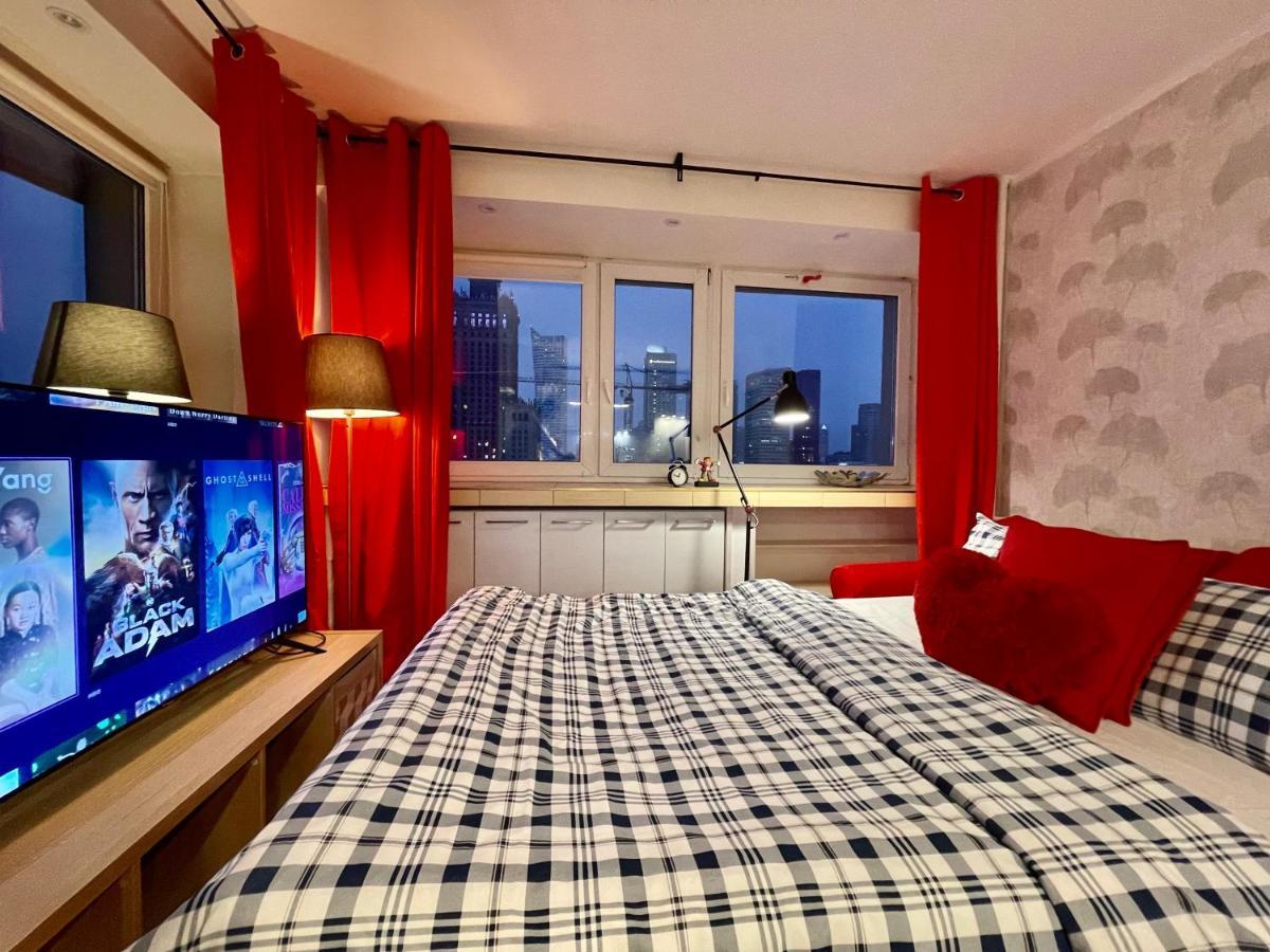 Love Metro Wifi 300Mbs 65'Tv Netflix Hbo Appletv+ Warsawa Bagian luar foto