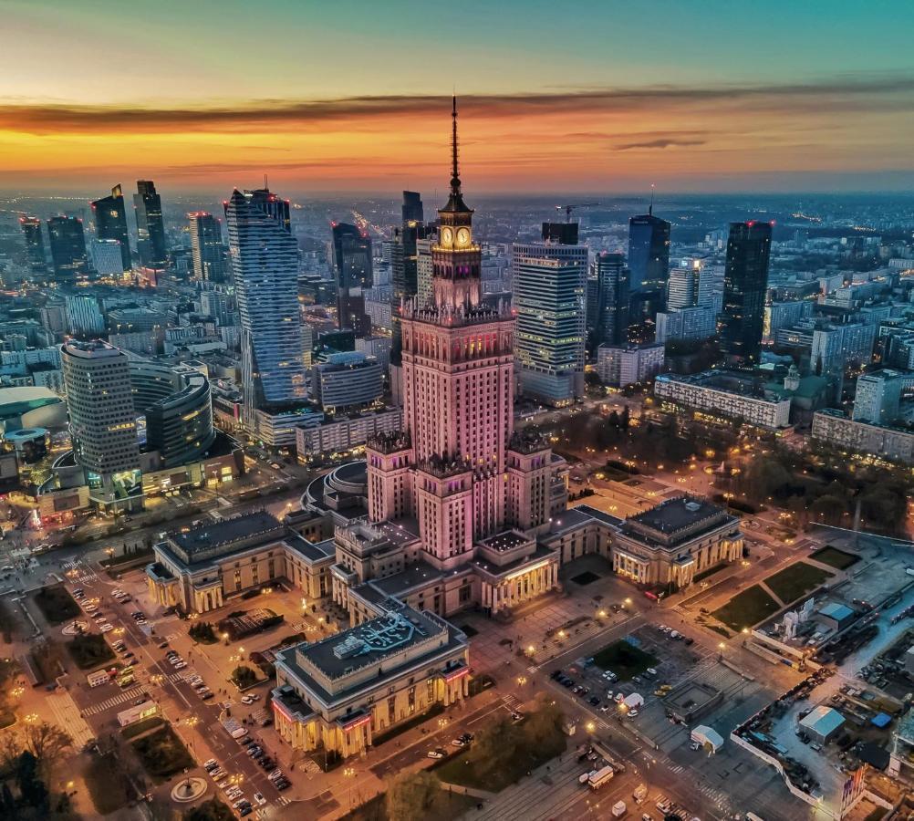 Love Metro Wifi 300Mbs 65'Tv Netflix Hbo Appletv+ Warsawa Bagian luar foto